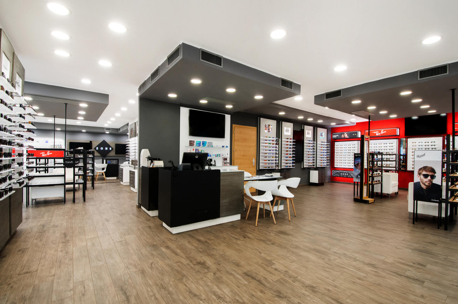 negozio Zone Optical a Livigno e Sport Zone abbigliamento sportivo a Livigno